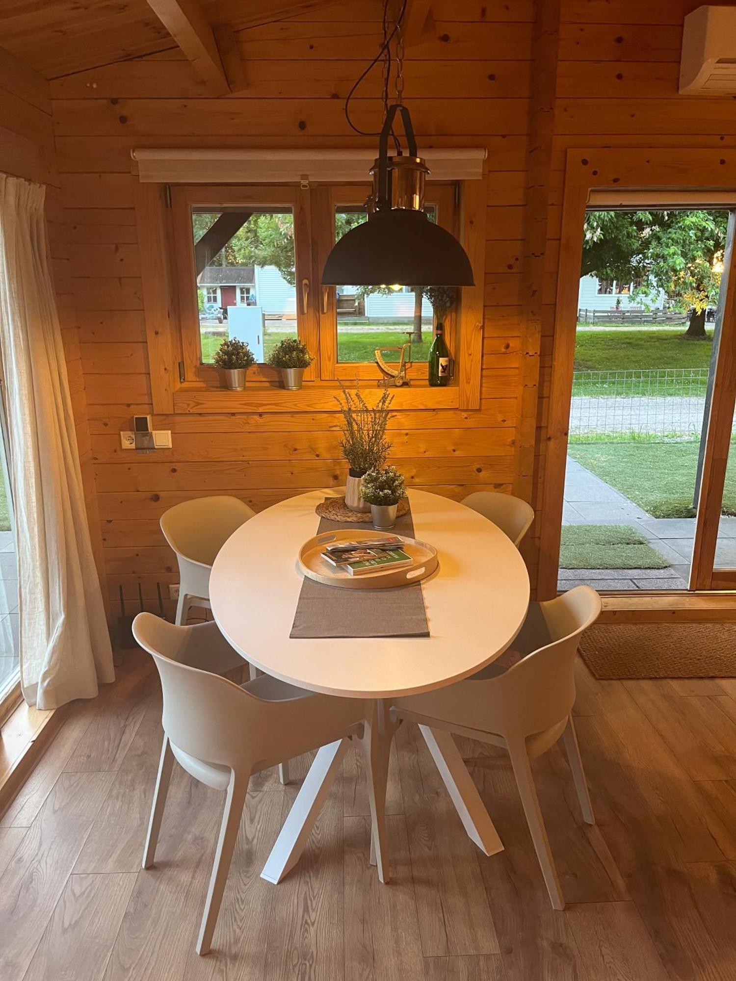 Luxe En Ruim Chalet Met Airco Bij Leekstermeer Matsloot Exteriér fotografie