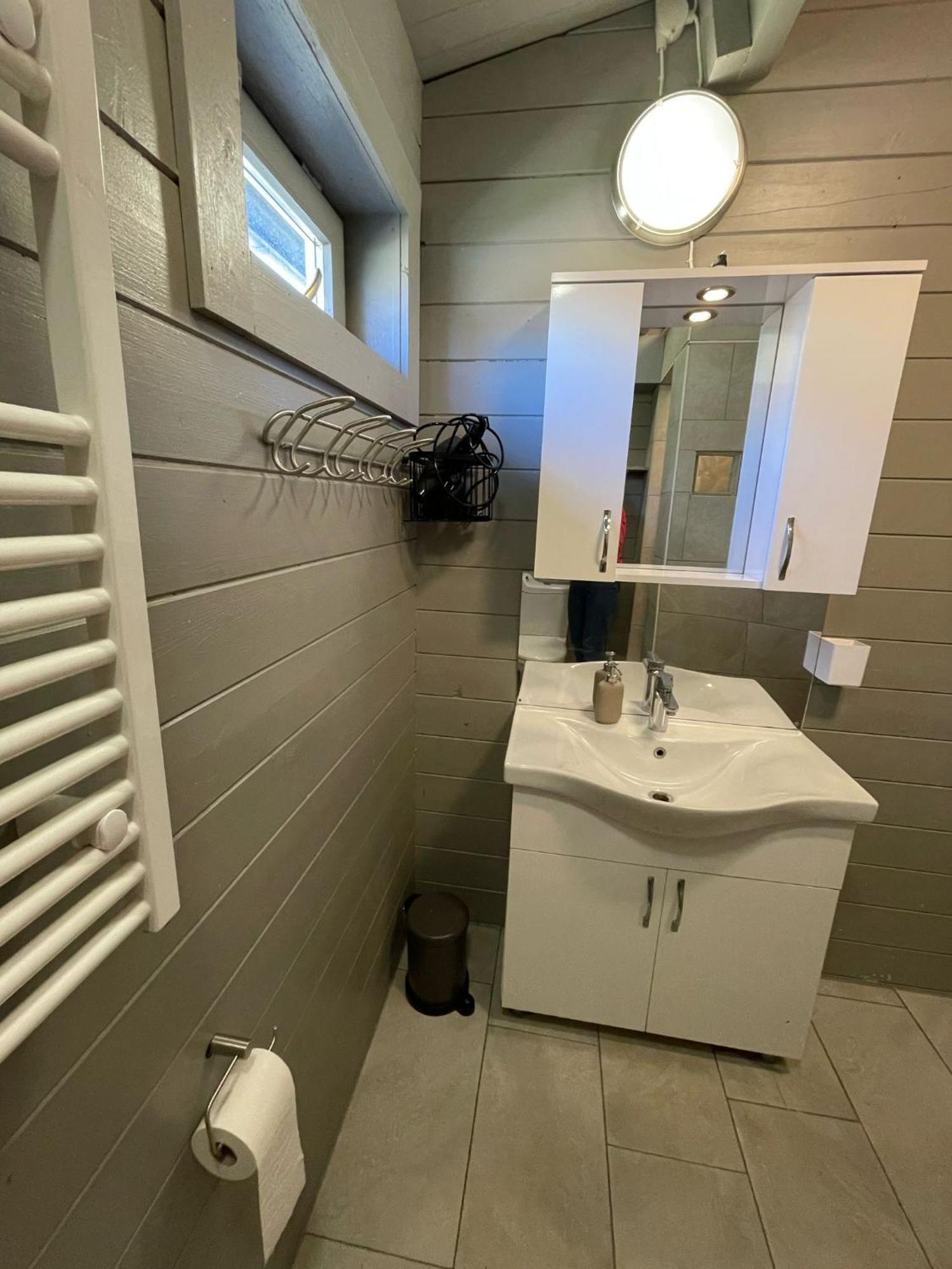 Luxe En Ruim Chalet Met Airco Bij Leekstermeer Matsloot Exteriér fotografie